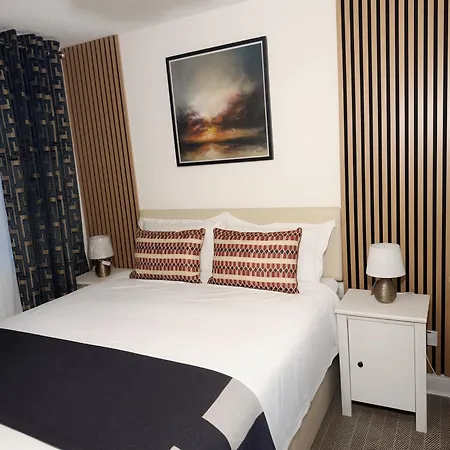 One Bedroom Beside Temple Bar